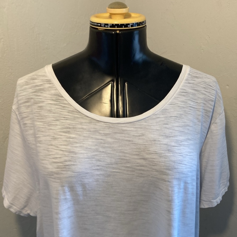 Old Navy Everywhere “Calla Lily” Shirt - Picture 2 of 15